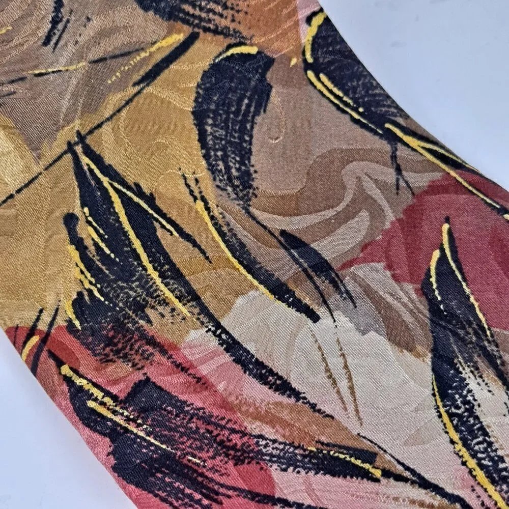 J Blades & Co Mens Tie Abstract Pattern Handmade in Carmel-By-The-Sea 100% Silk